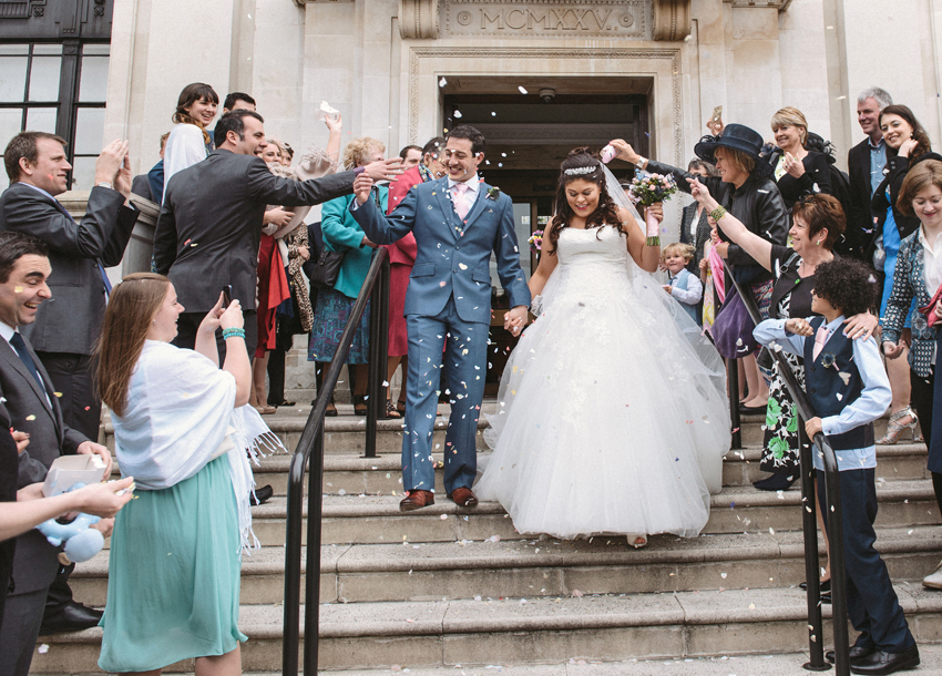 konfettibild brudpar