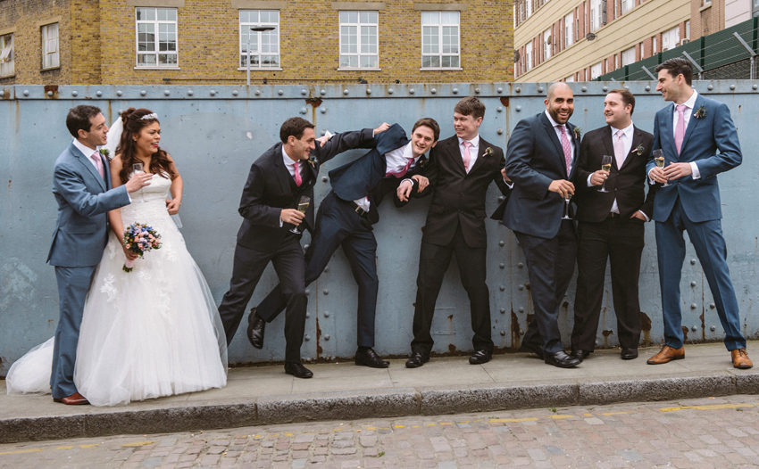 porträtt warehouse bröllop