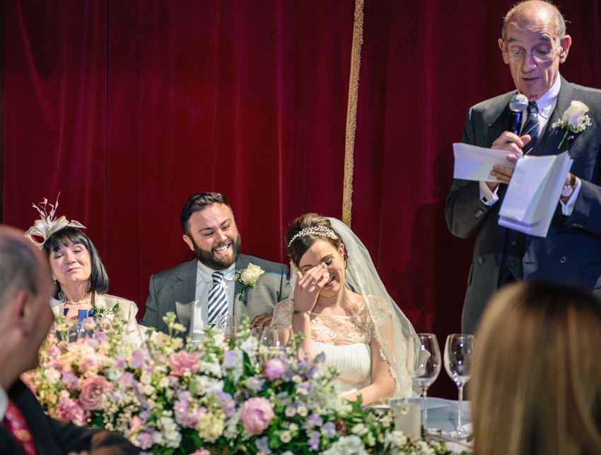 brudens far håller tal