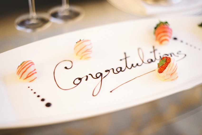 tilltugg bröllop med jultema